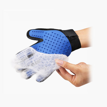 Cleaning gloves for dogs and cats